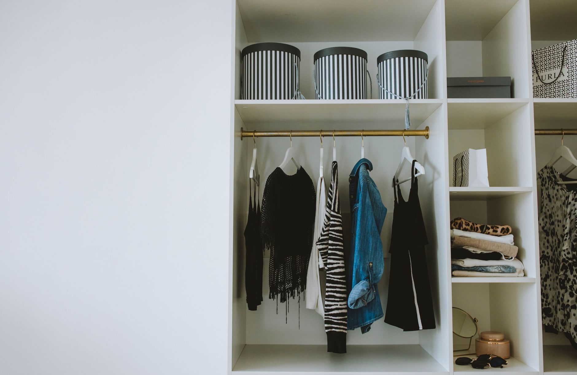 Yoekfashion.de related scene photograph